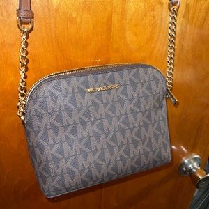 Chocolate brown Michael Kors crossbody